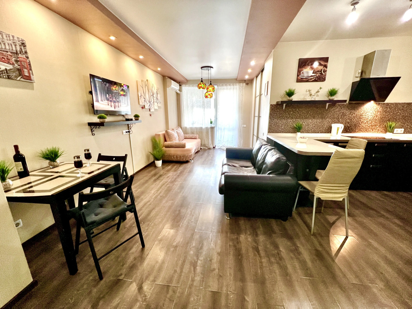 Уютные Апартаменты в ЖК Современник Нa 9 этаже (рядом с МТЛ-Арена)