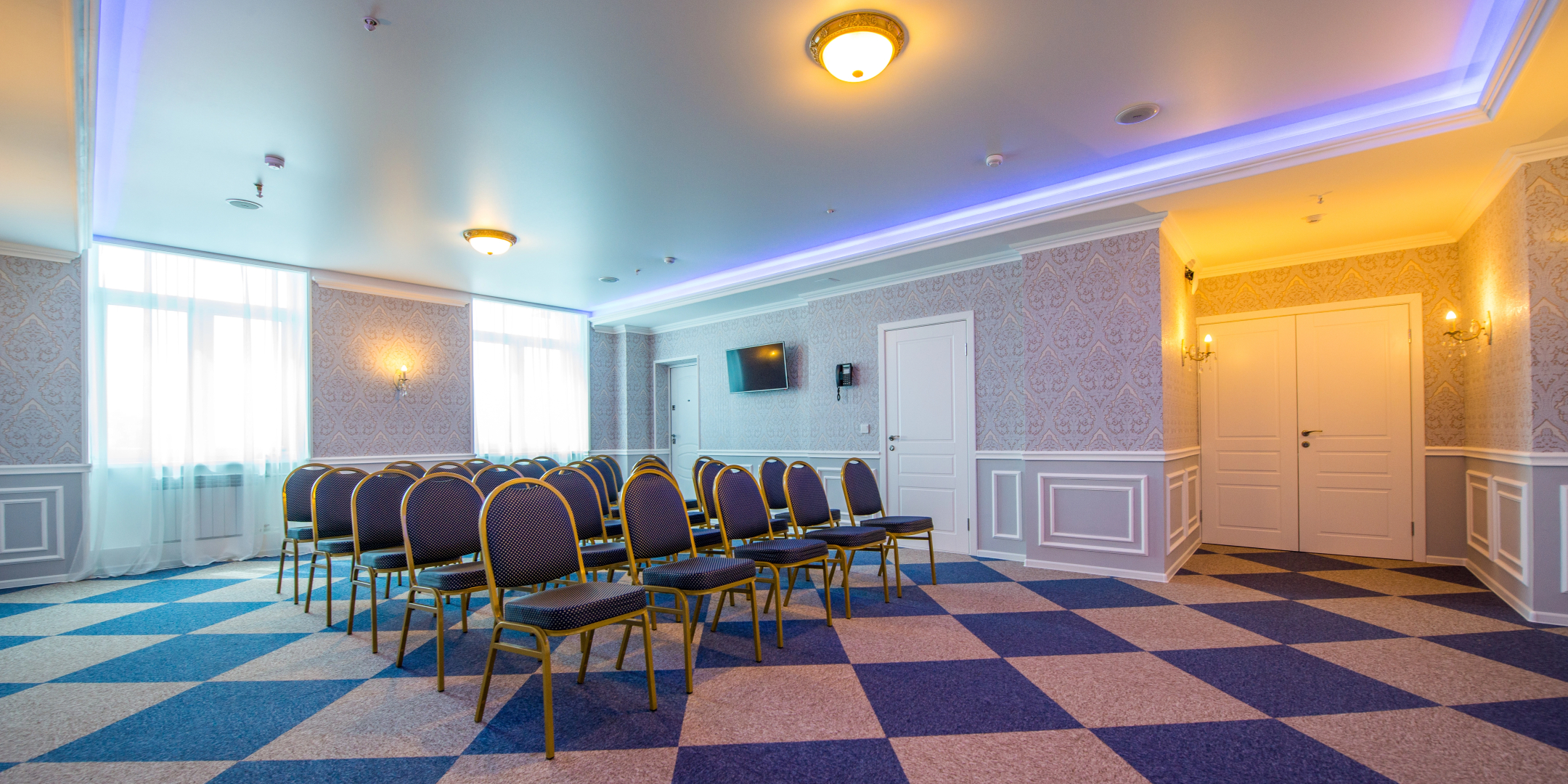 Отель Reston Hotel&Spa