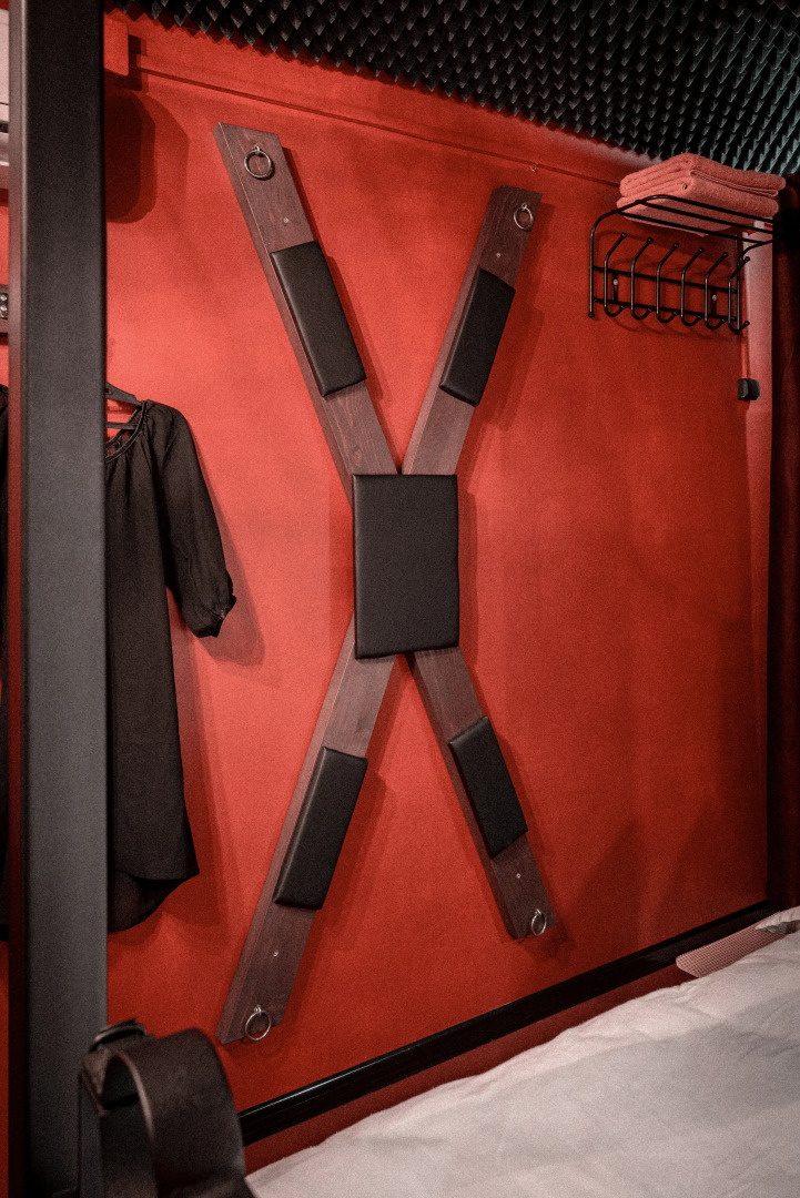 Квартира 18+ Красная Комната для Романтических Свиданий