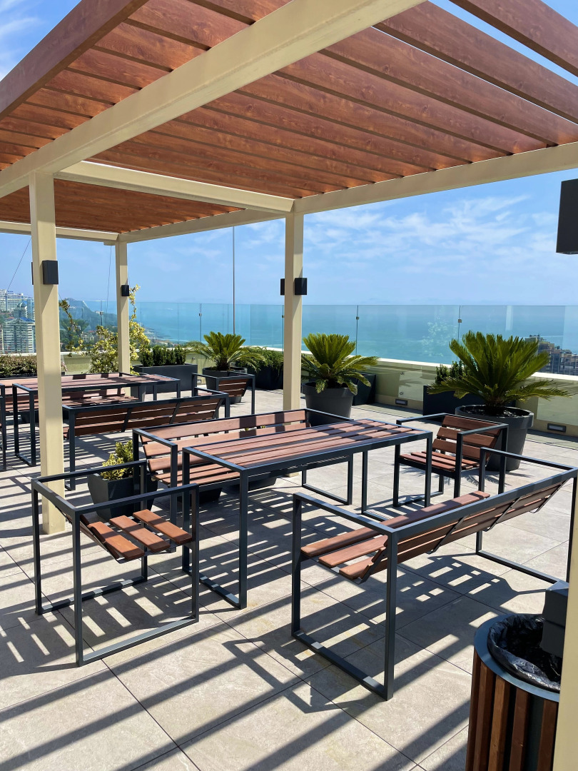 Апартаменты Умные с бассейном у Дендрария