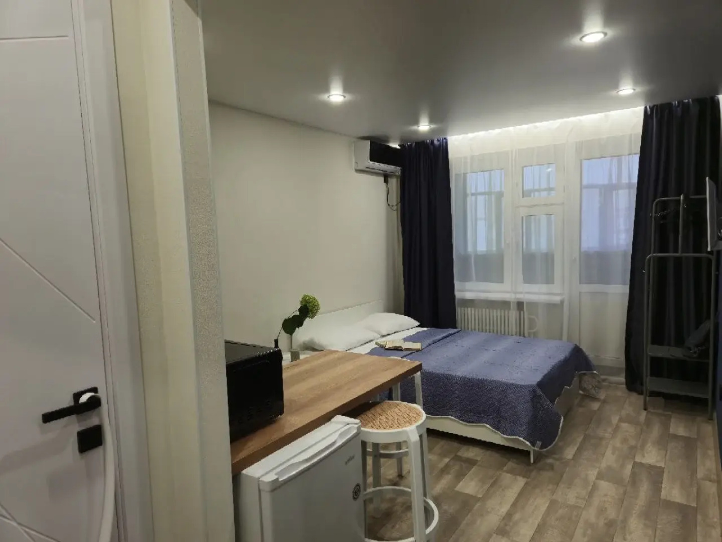 Апартаменты Возле Парка Белые Цветы