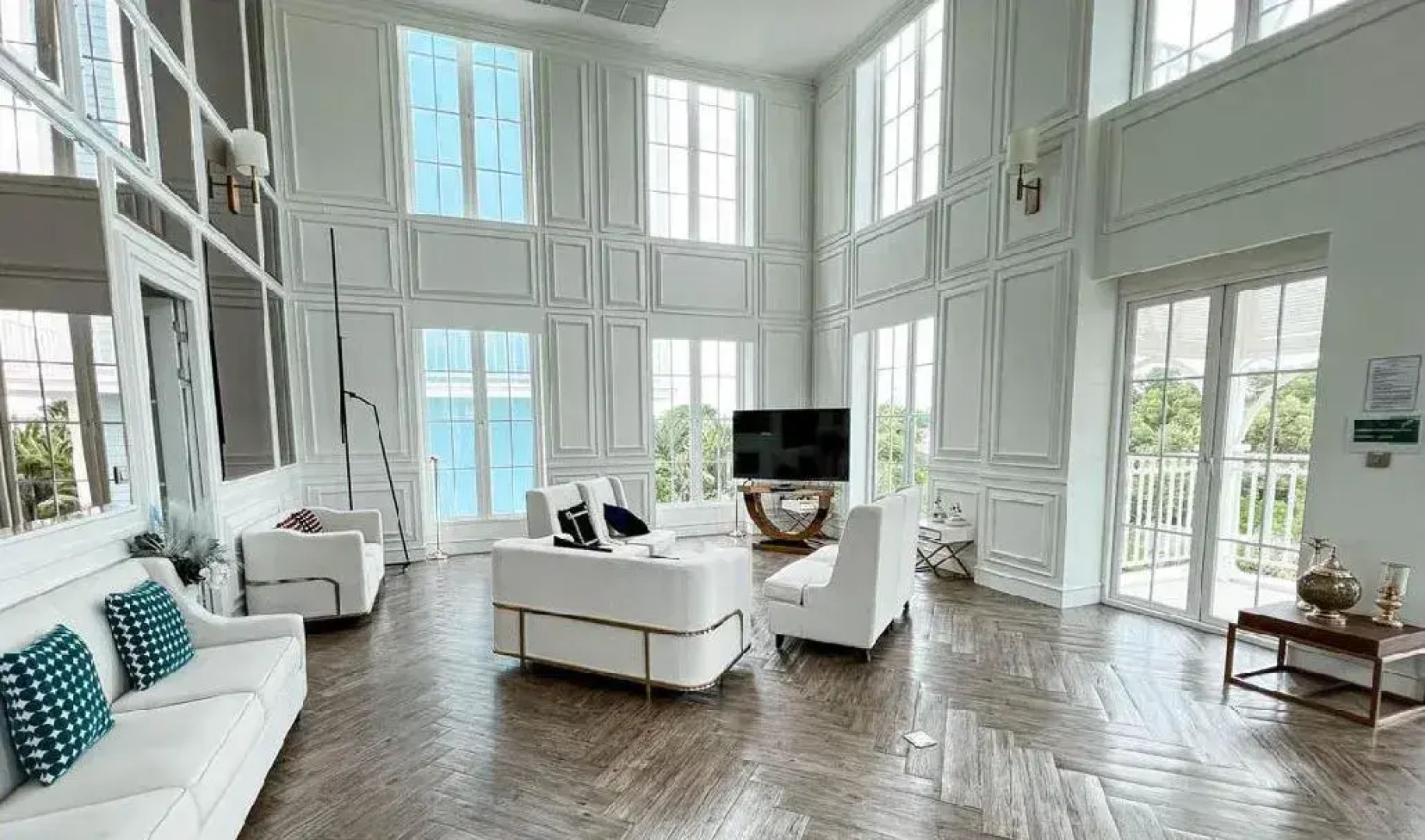 Апартаменты Grand Florida Beachfront