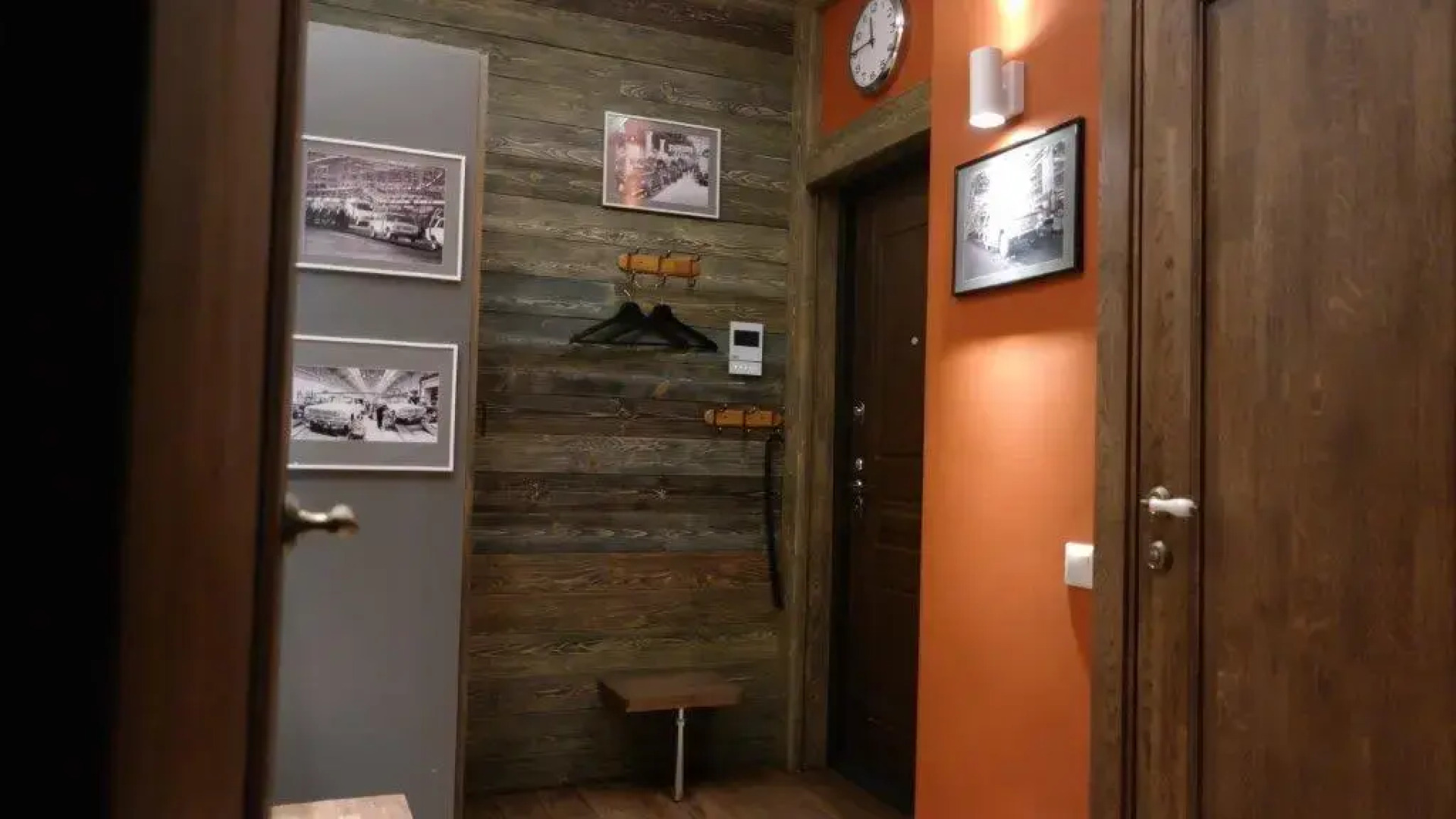 Апартаменты в Центре Города у Нарымского Сквера 1