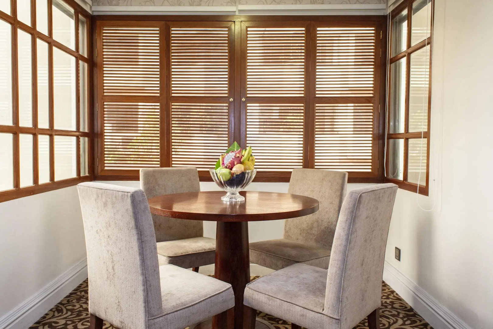 Отель Royal Park Residence