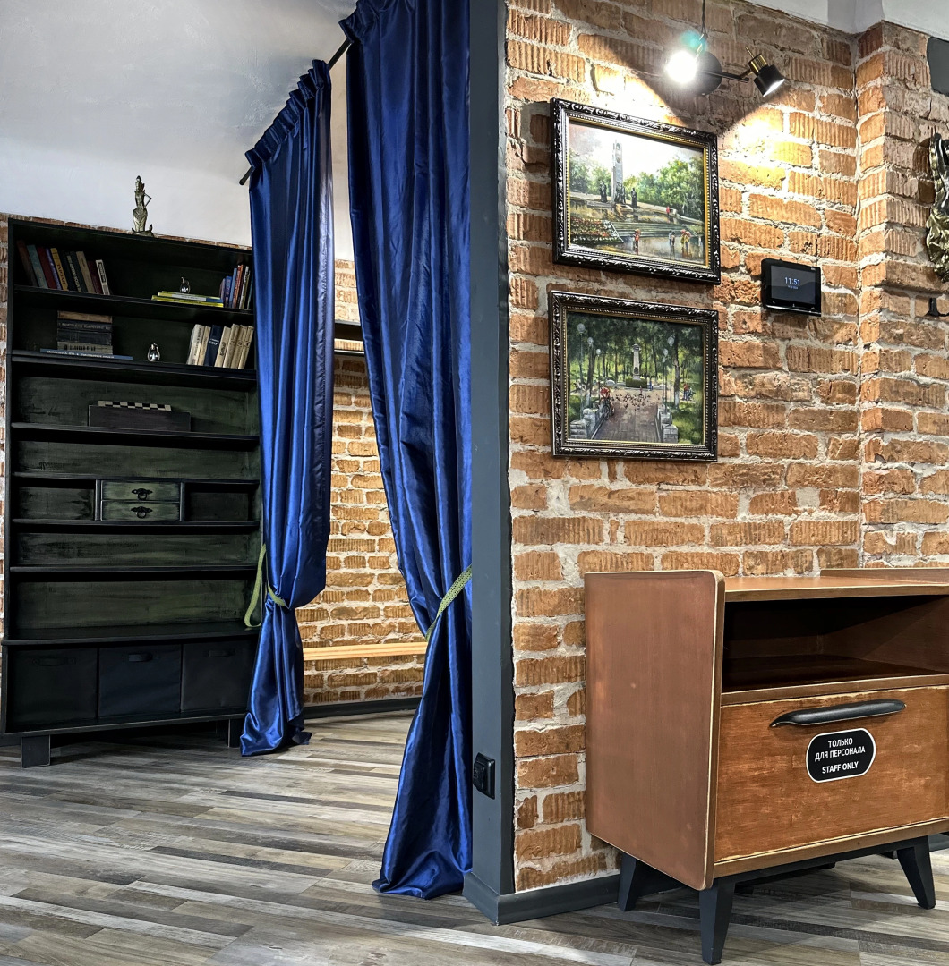 Квартира Двухкомнатная в Стиле Loft с Видом на Бухту Золотой Рог