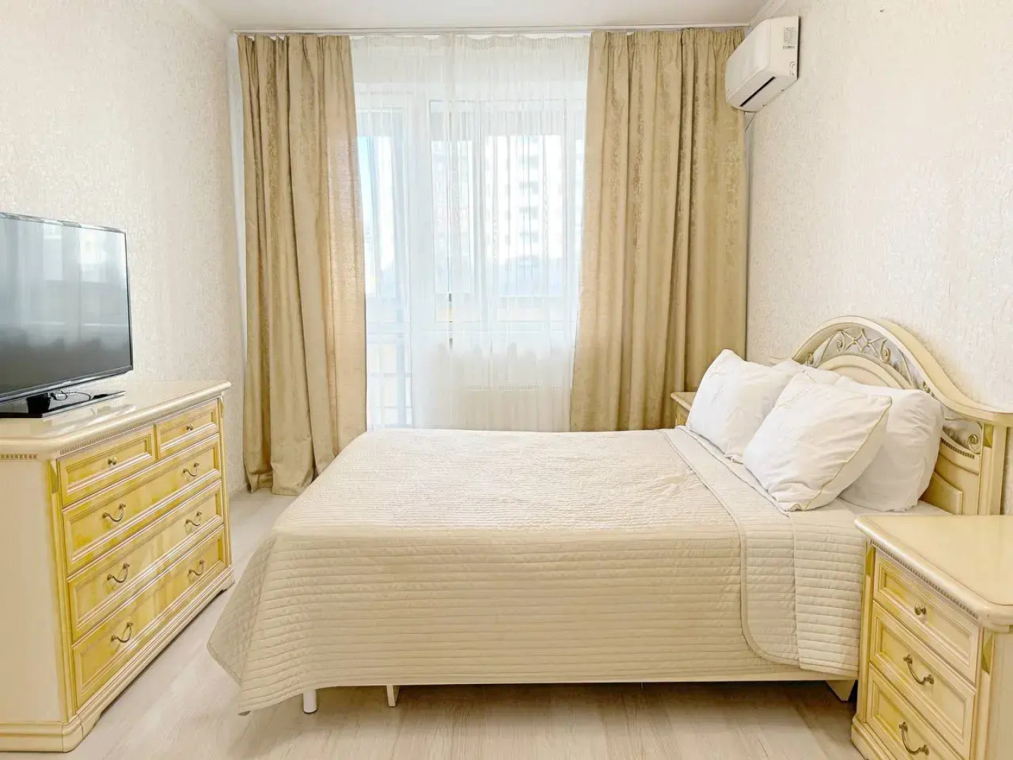 Апартаменты Уютные однокомнатные у Ривьеры