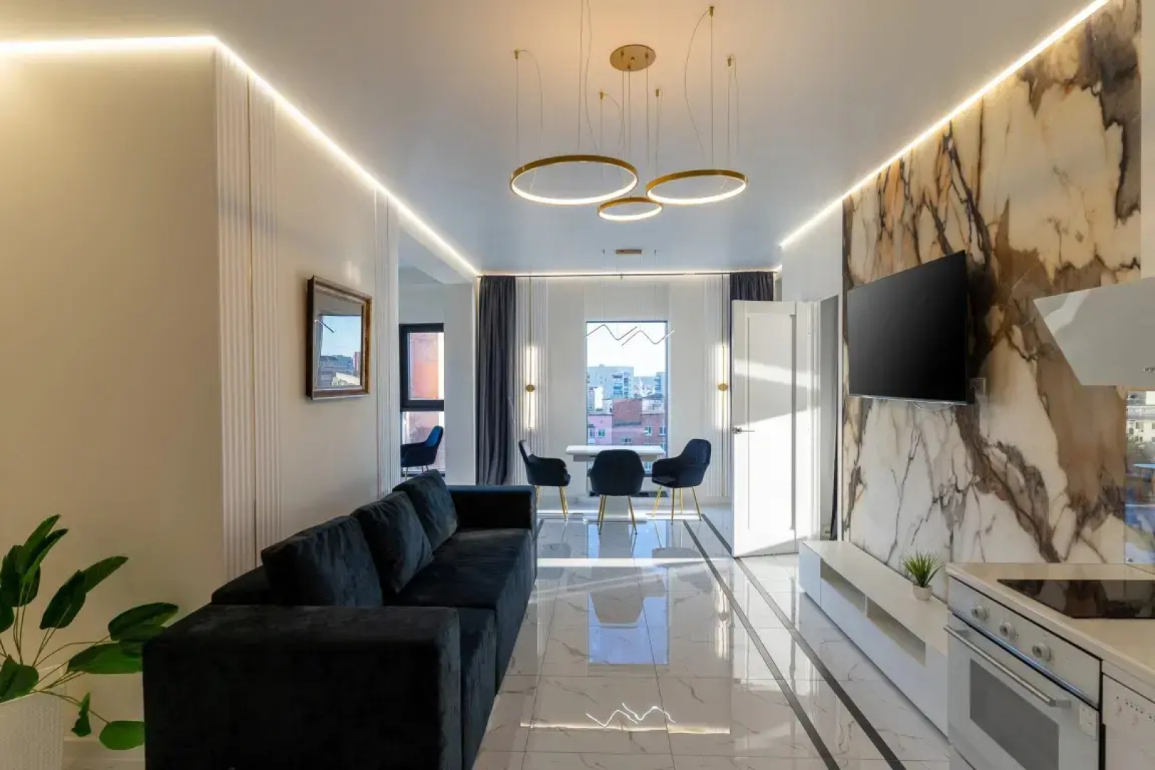 Апартаменты Азимут VIP 1