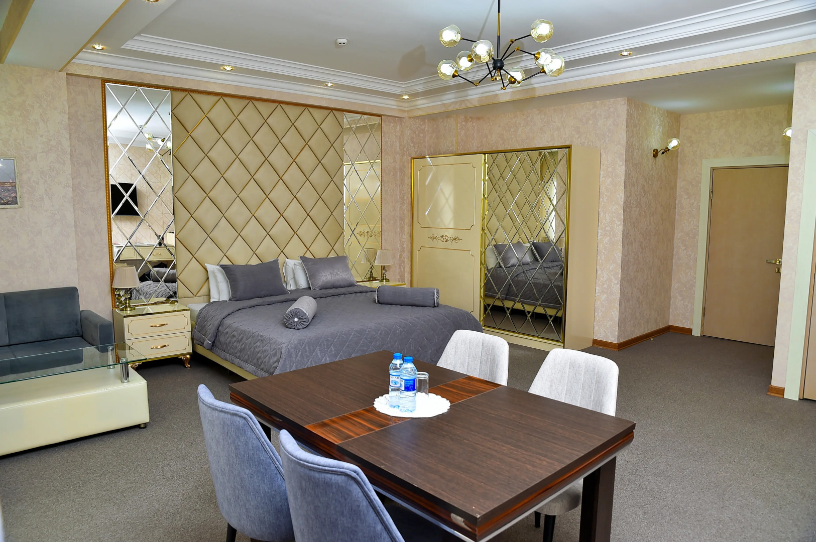 Karat Inn Boutique Hotel