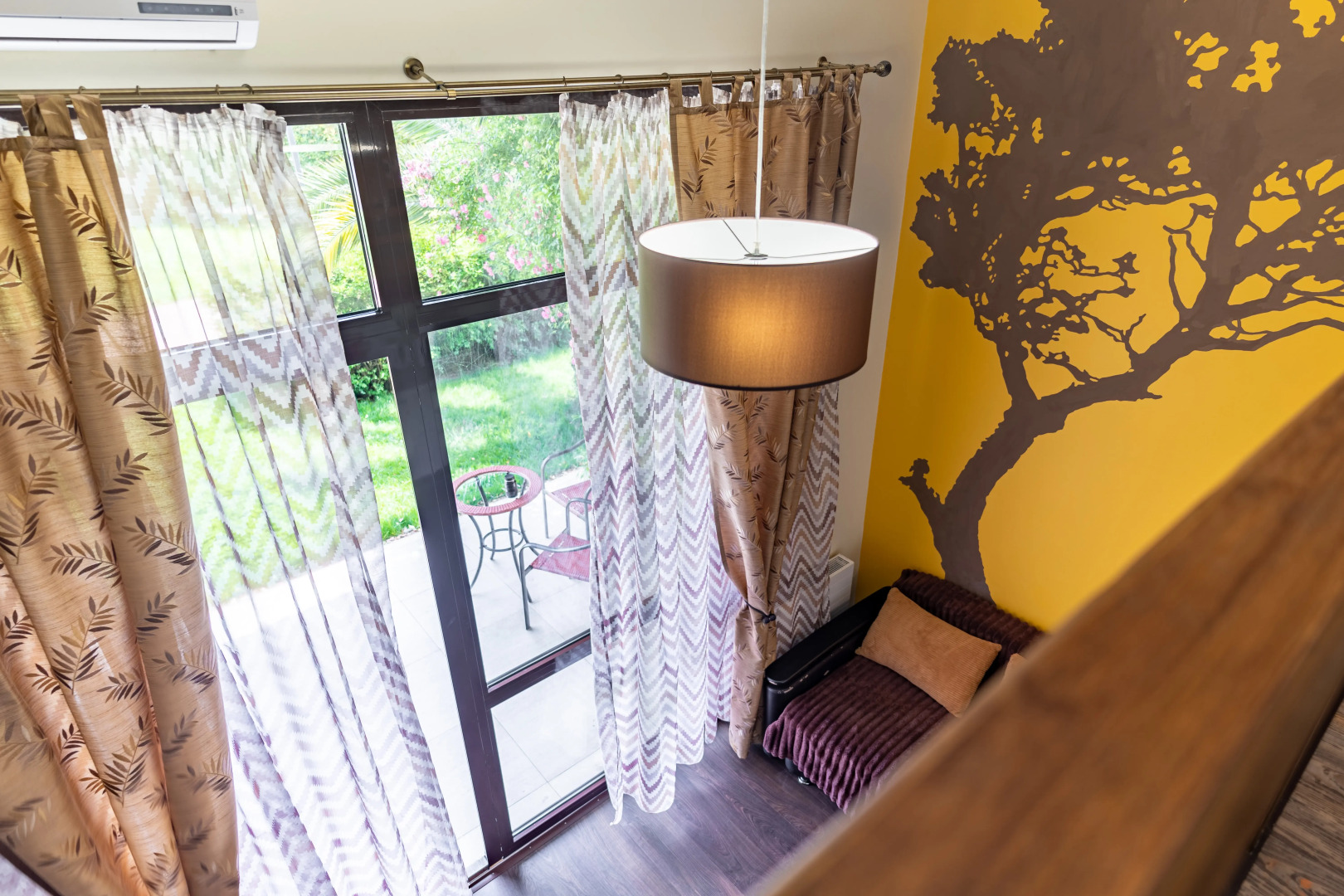 Апартаменты Триумфальная 10