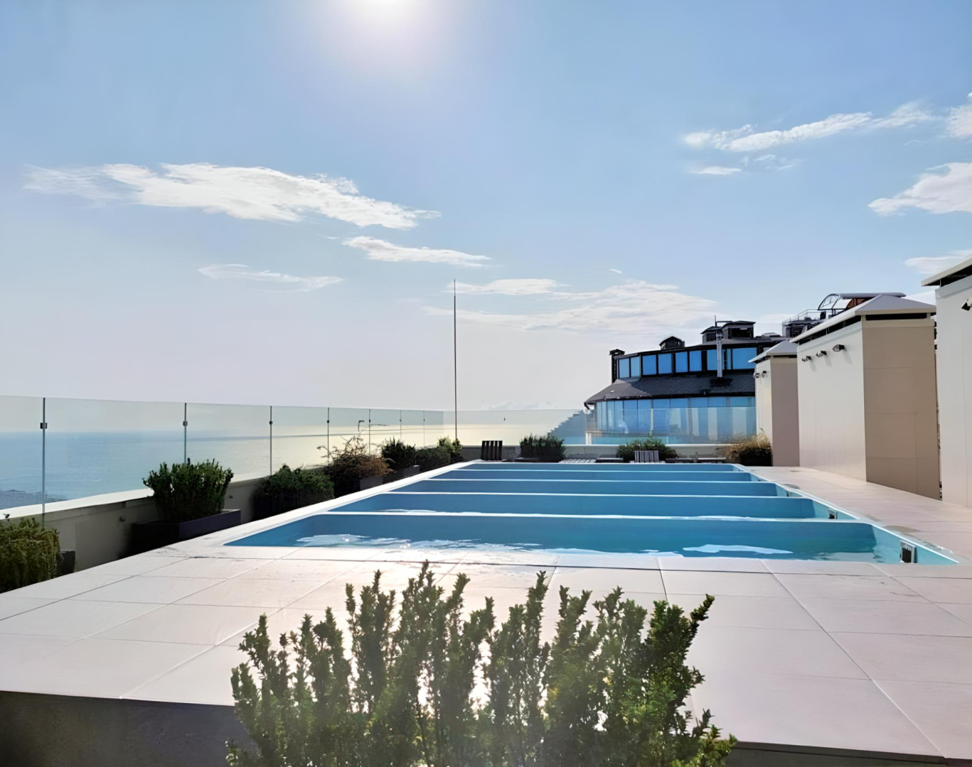 Апартаменты Дизайнерские с бассейном на крыше