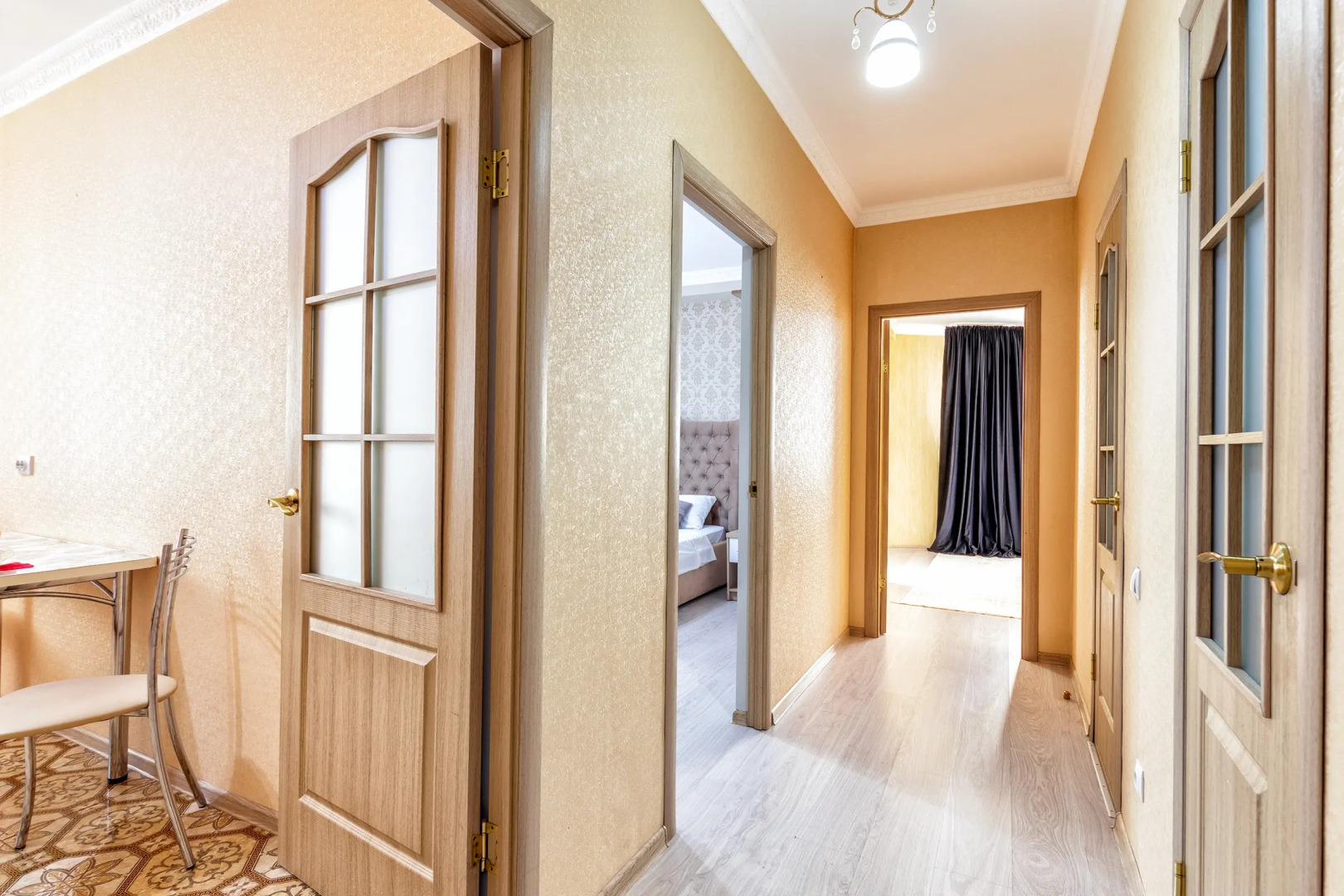 Апартаменты 2х комн.кв с 2мя кроватями и раскладным диваном на 23м этаже