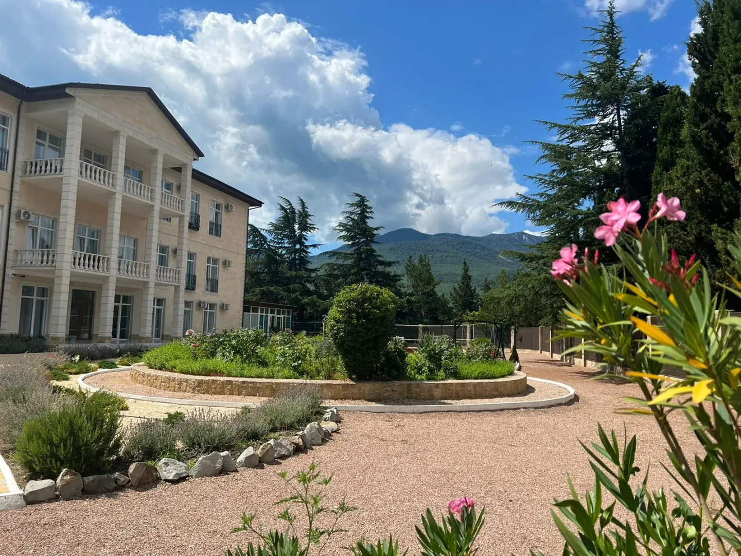 Отель Кристалл