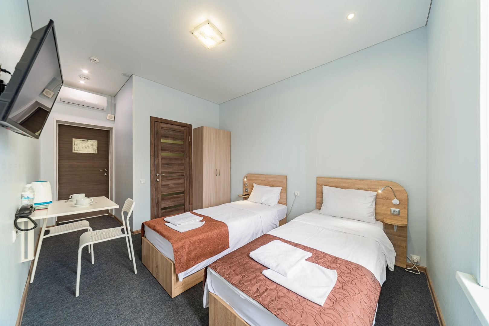 Отель Eagle House Inn