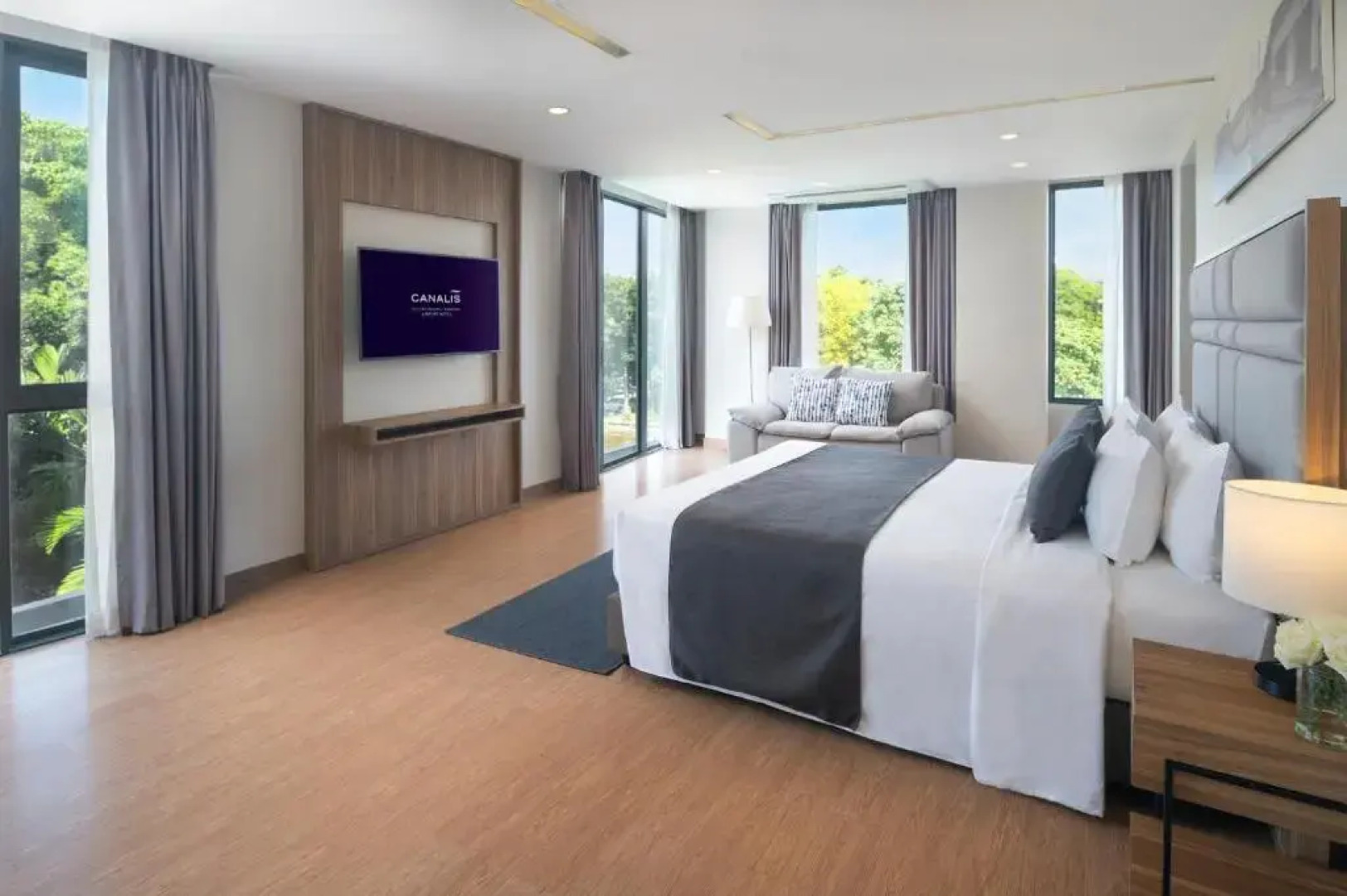 Отель Canalis Suvarnabhumi Airport Hotel