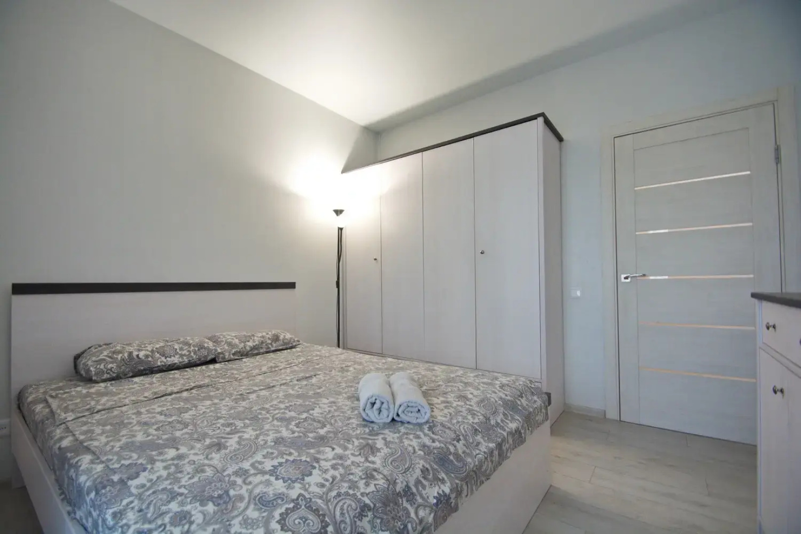 Апартаменты Aparton на Макаенка 12В-12x