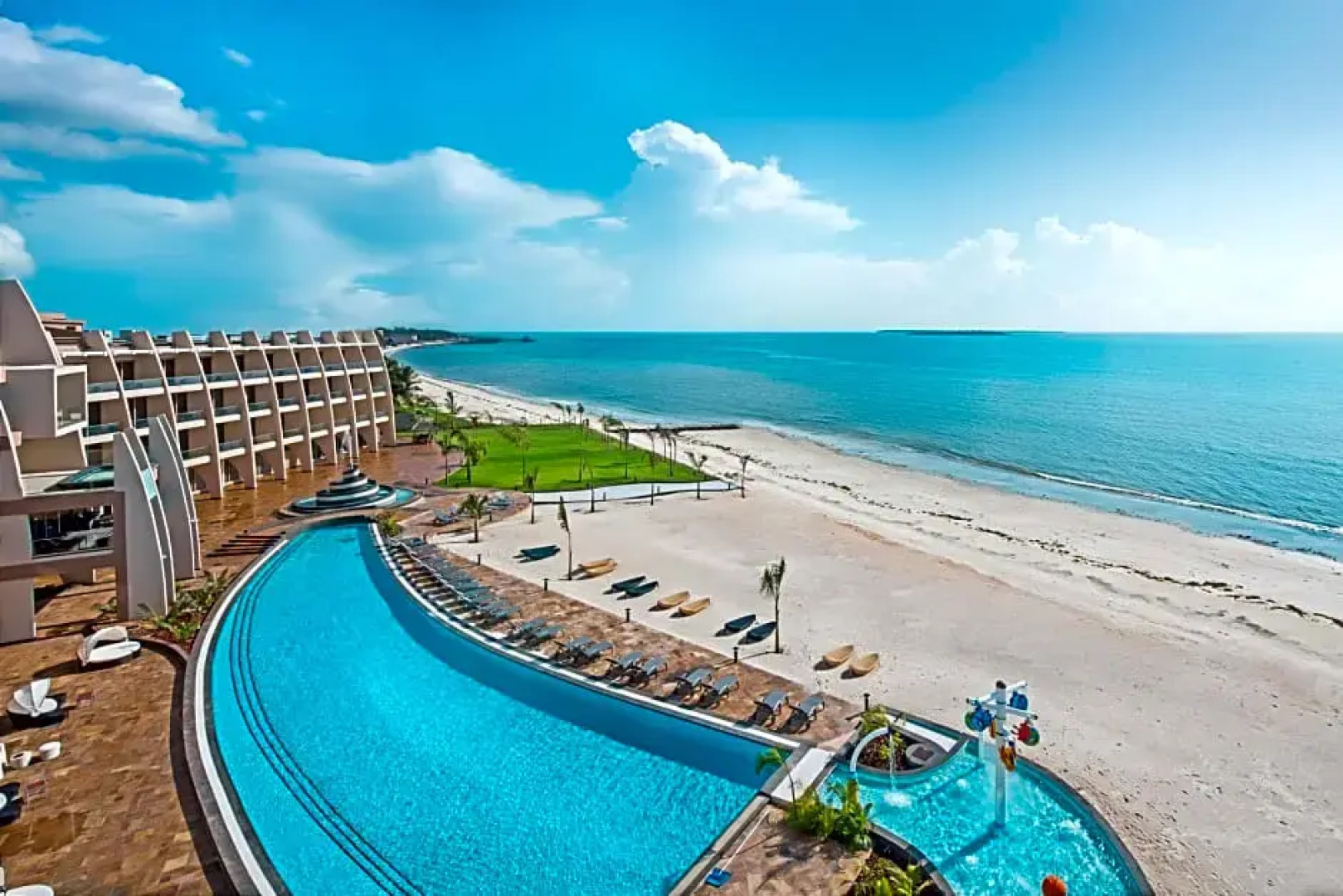 Курортный отель Ramada Resort by Wyndham Dar es Salaam