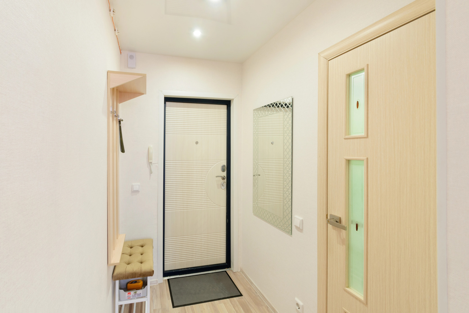 Квартира свежим ремонтом возле аэропорта