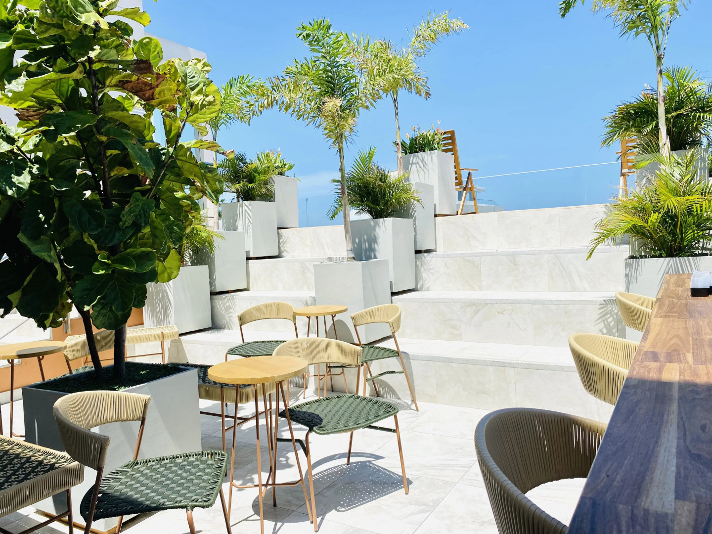 Апартаменты Blue Loft oceanview in Marina rooftop pool prime location