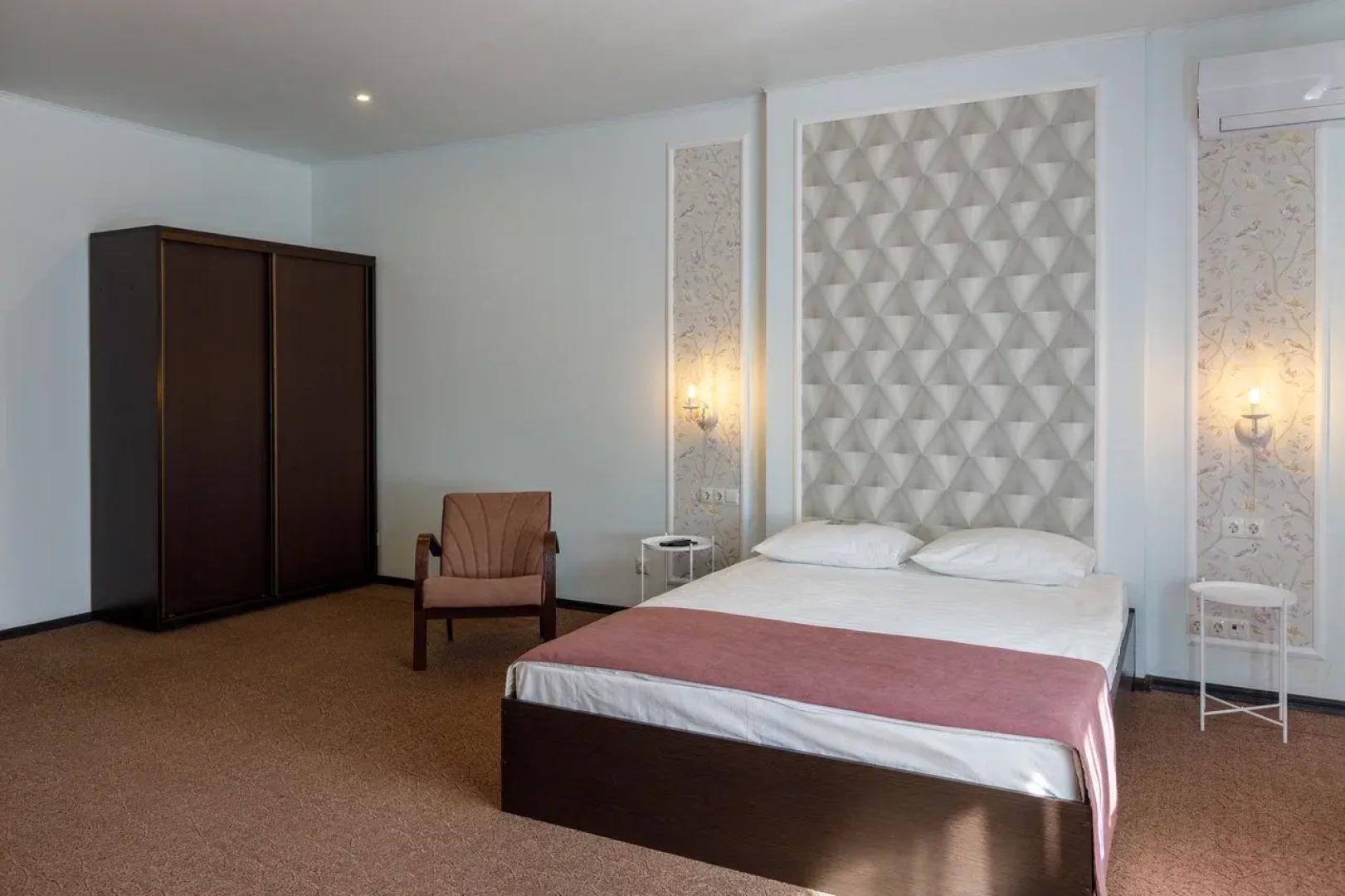 Апарт-отель Престольный (ex Фараон)