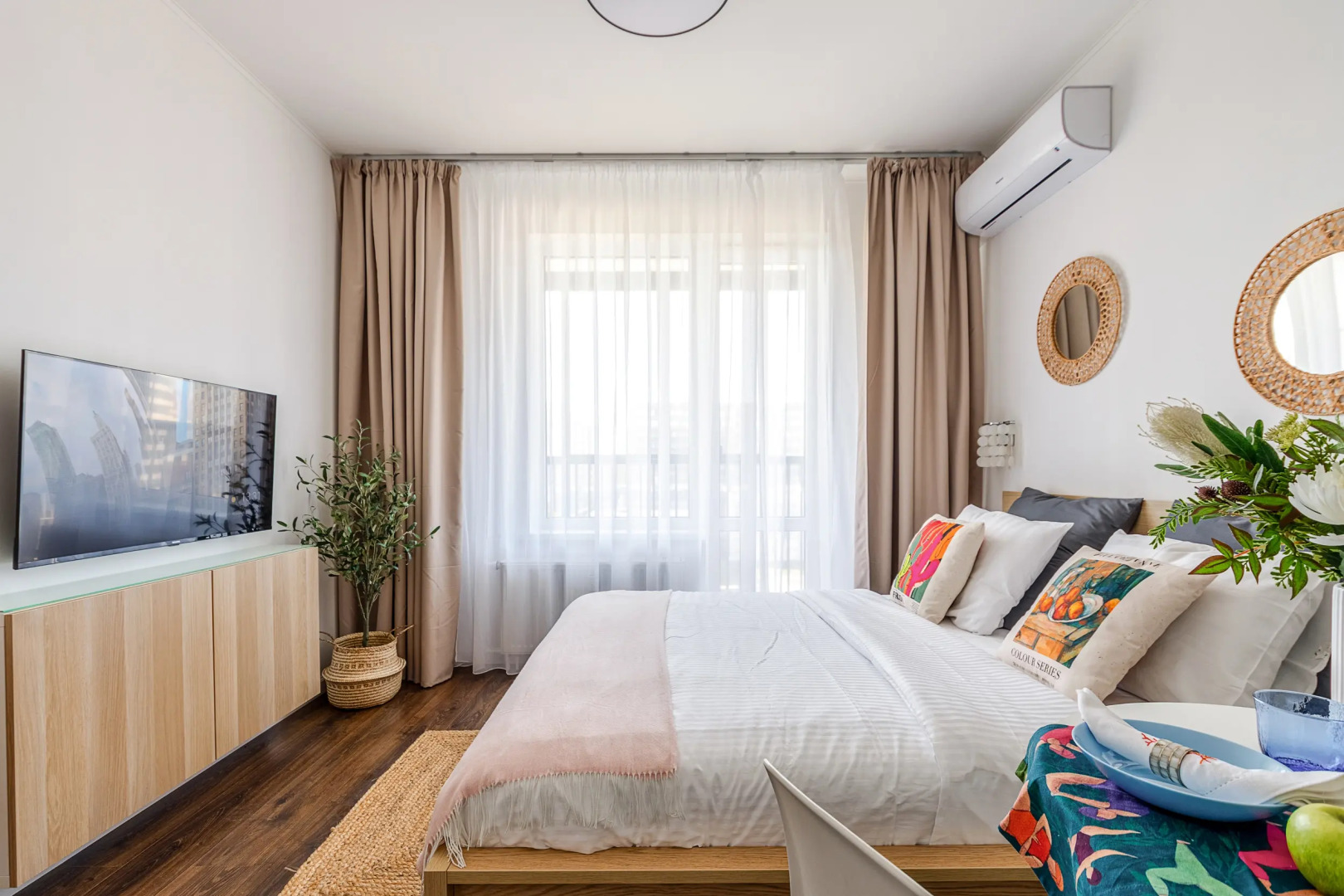 Апартаменты F-Apart с видом на башню Лахта Центр