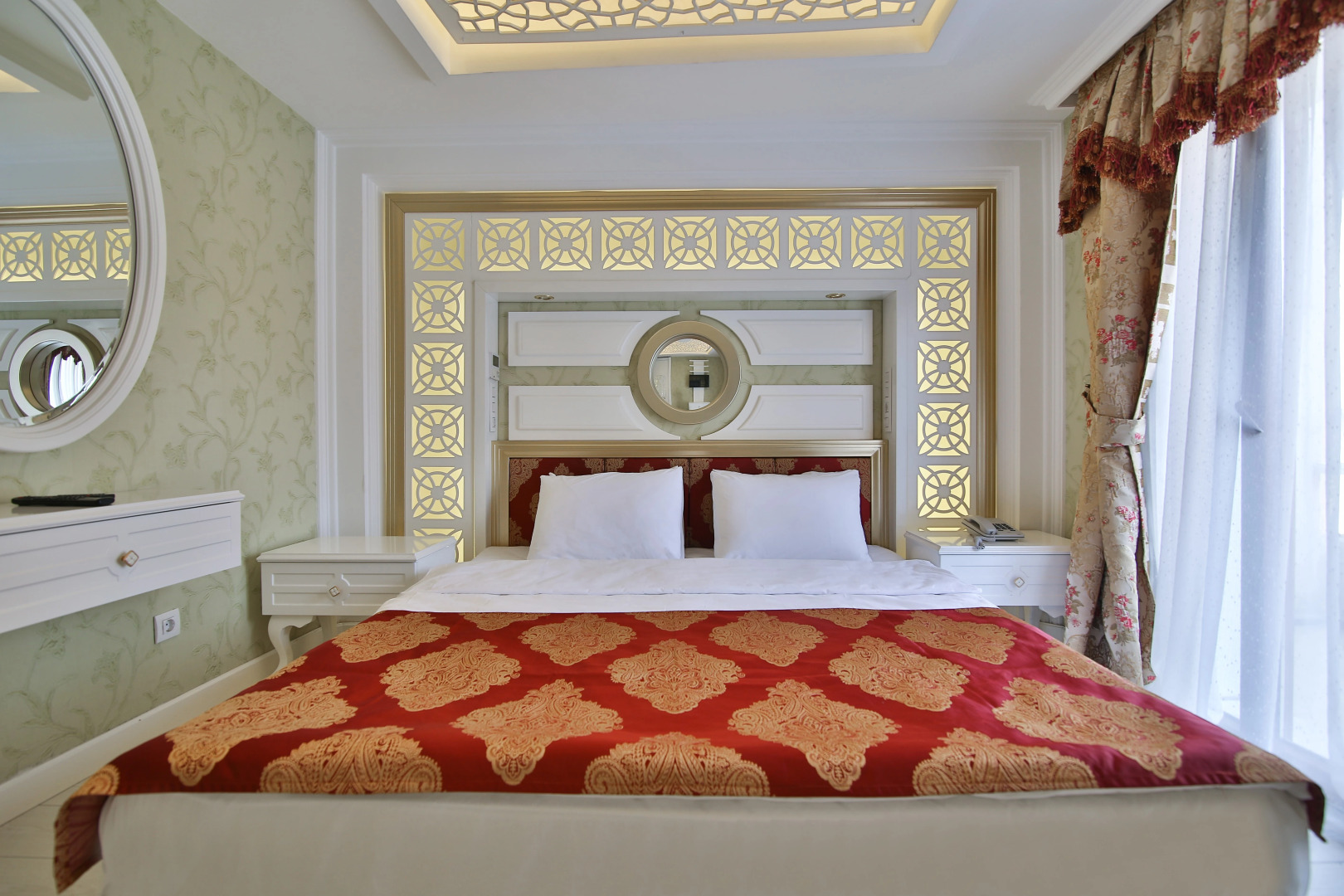 Отель Queens Land Istanbul