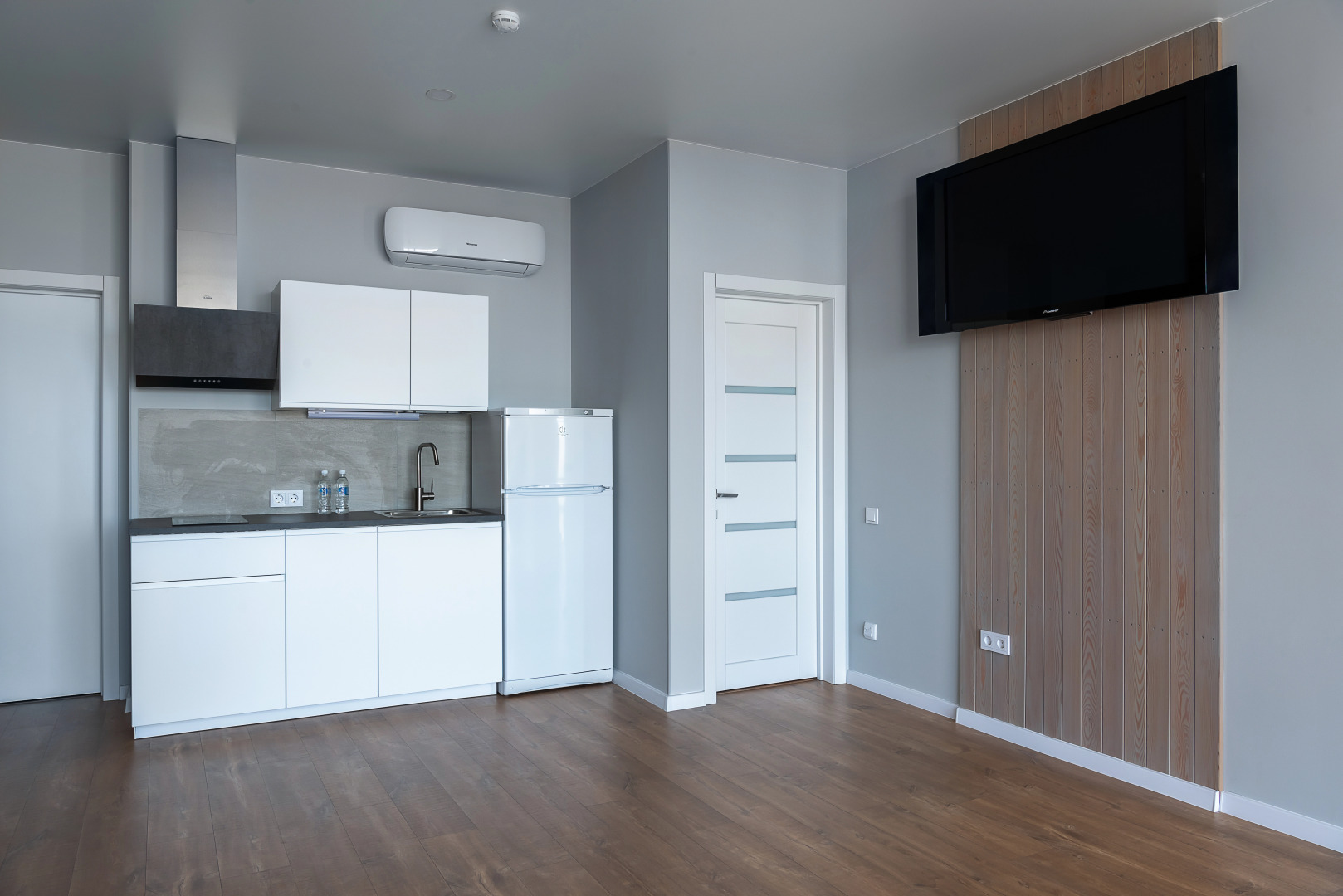 Апартаменты Представительский люкс London/Paris с видом на бухту и мосты by Panorama Suites Group