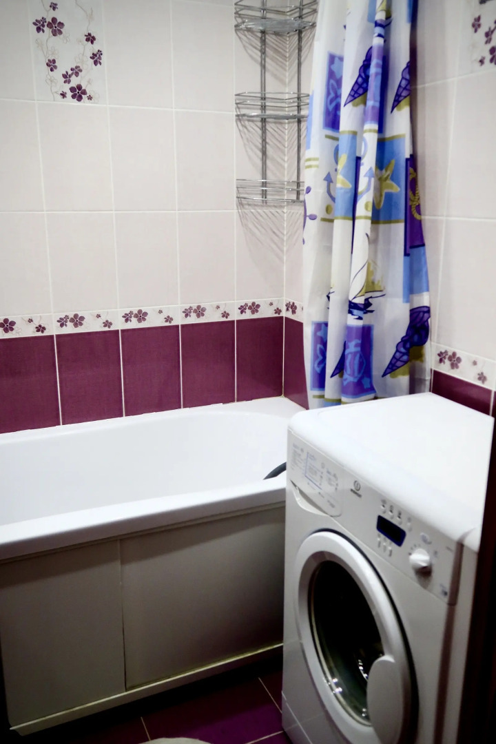 Квартира Лайф Апартс 1 ком, на Октябрьской Революции 344