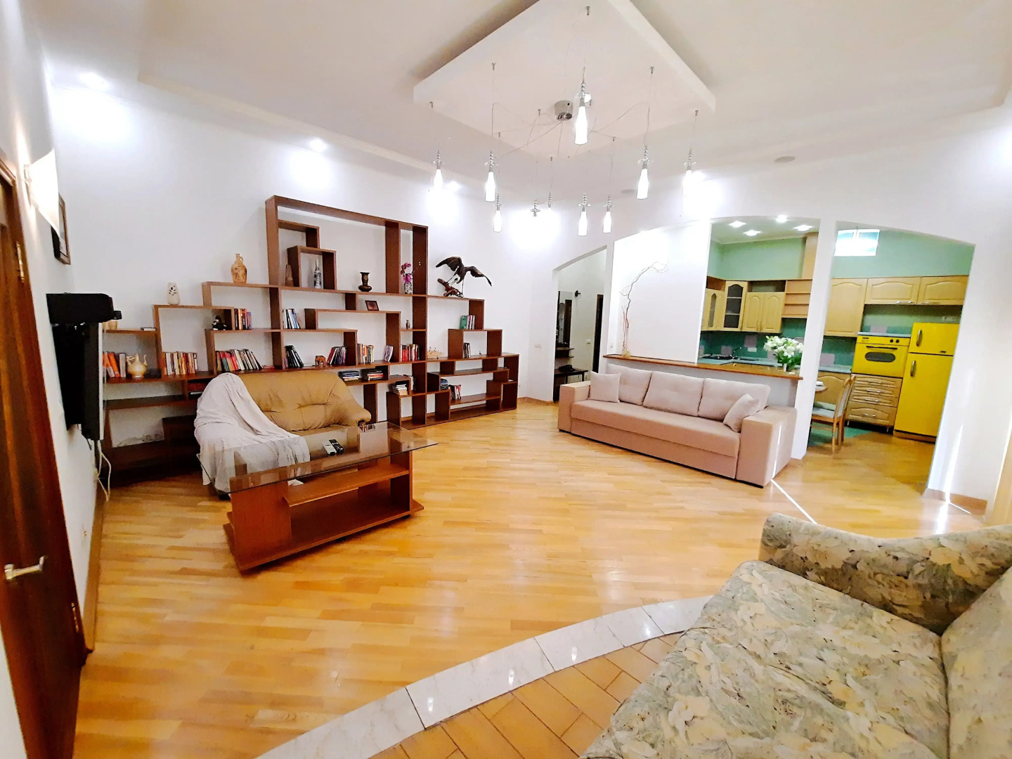 Апартаменты 4 метра над Уровнем Неба Alex