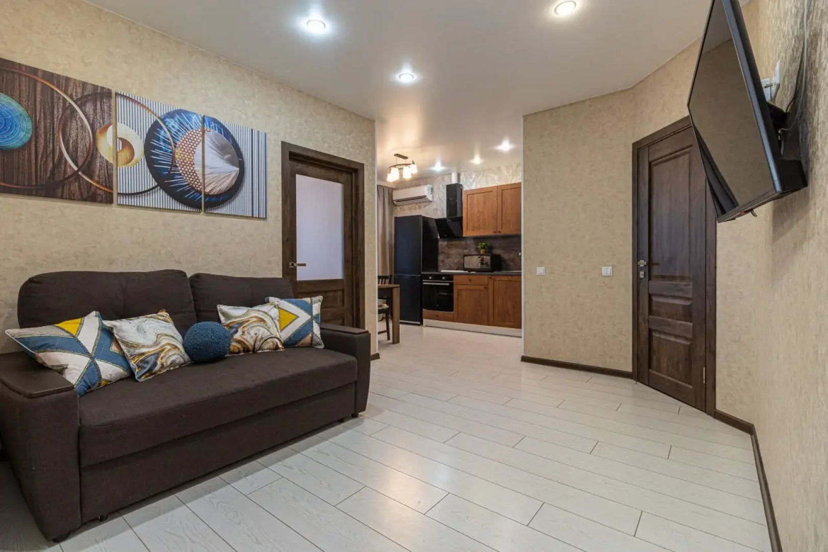 Апартаменты Семейные Люкс на Крузенштерна Yana Apart