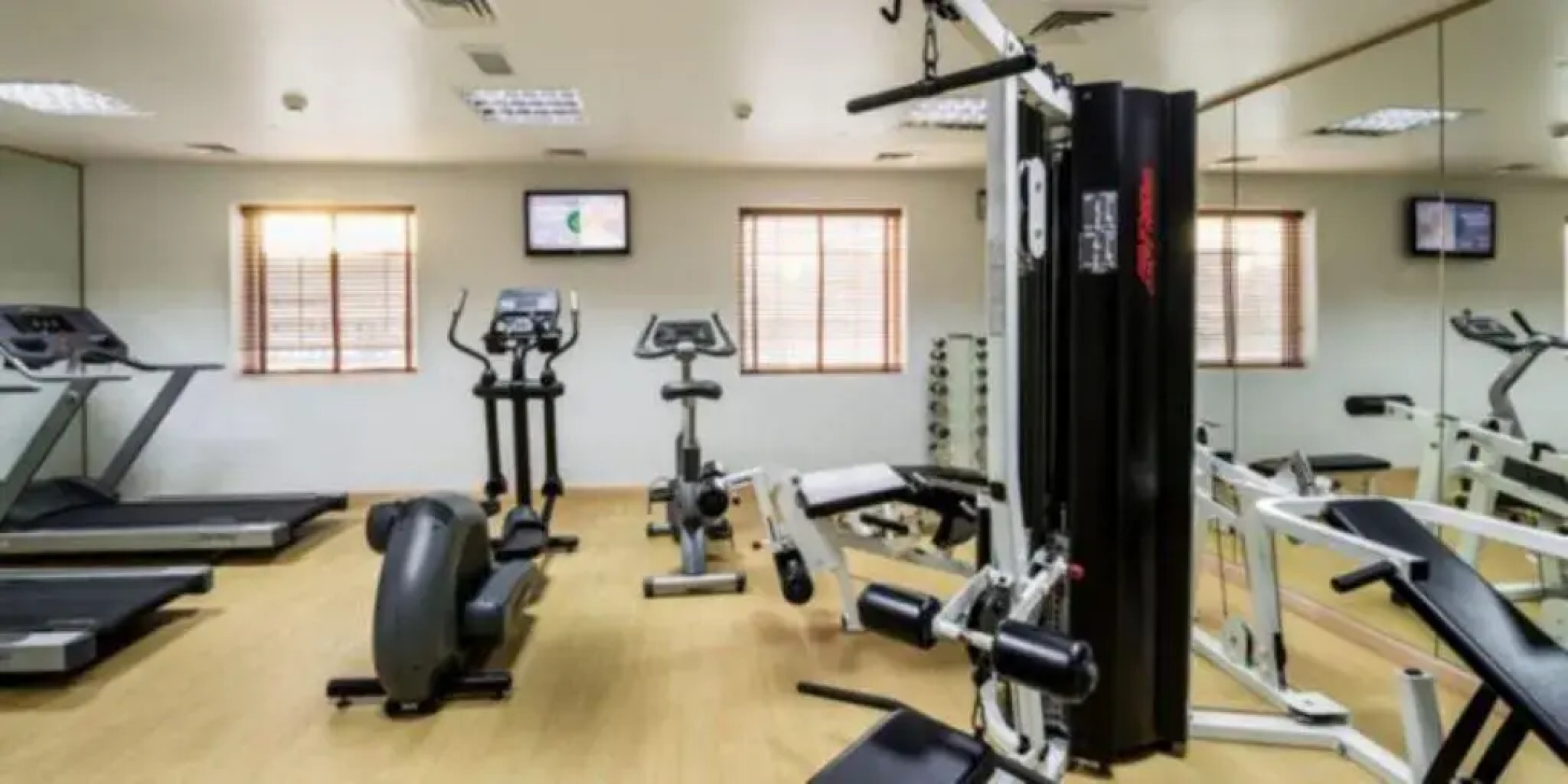 Holiday Inn Express Dubai Jumeirah an IHG Hotel