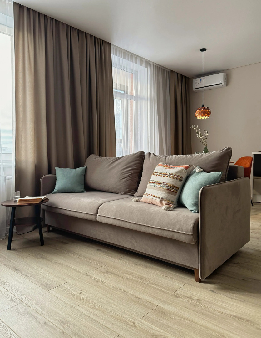 Квартира-студия от GoodHome_ekb в современном районе Академический