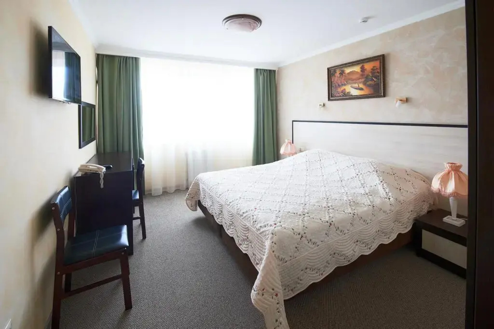 Отель Аврора