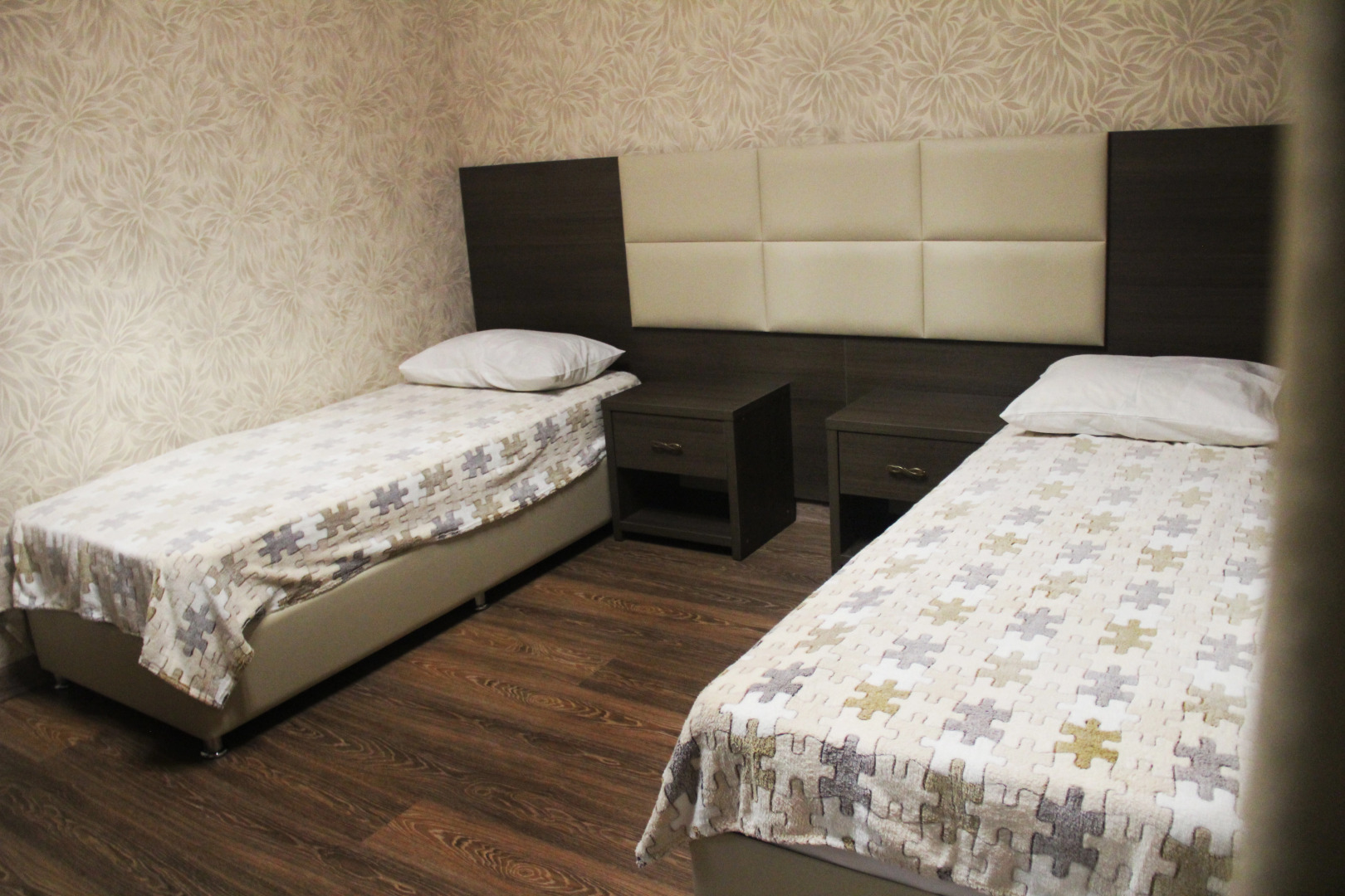 Моцарт Холл