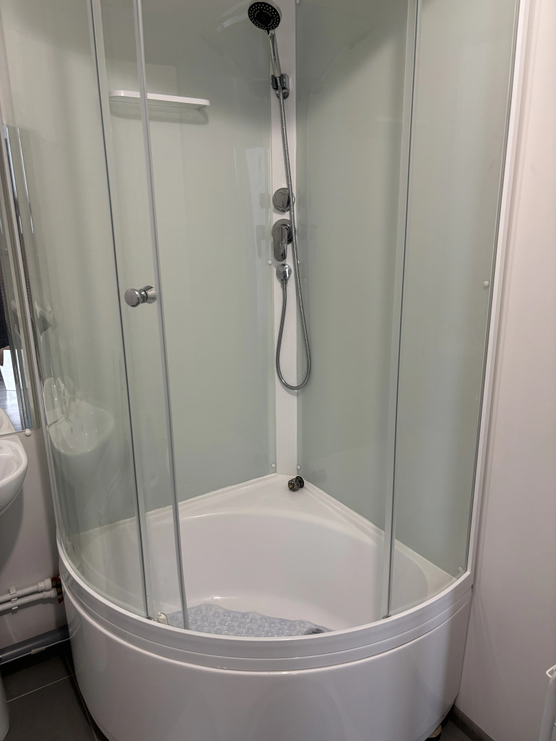 Апартаменты студия спальня на выезде к М5