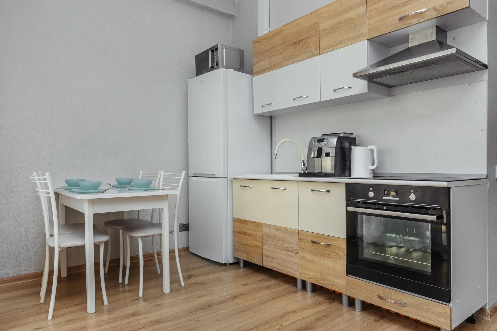 Апартаменты семейные у пляжа с подогреваемым бассейном