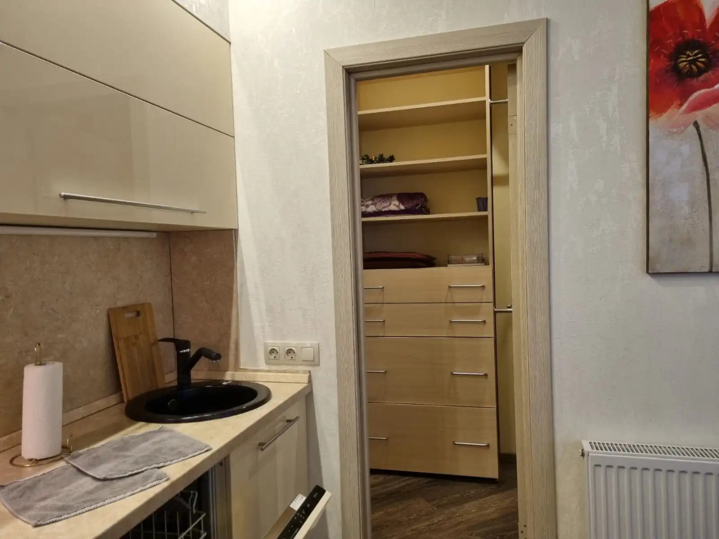 Апартаменты на улице Верещагина 12