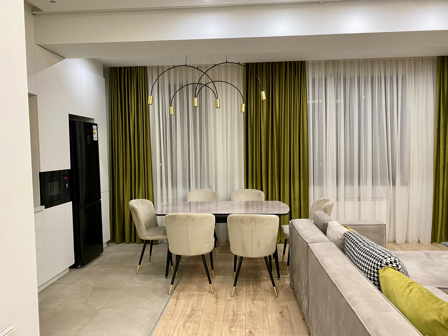 Business And Travel Apart Hotel