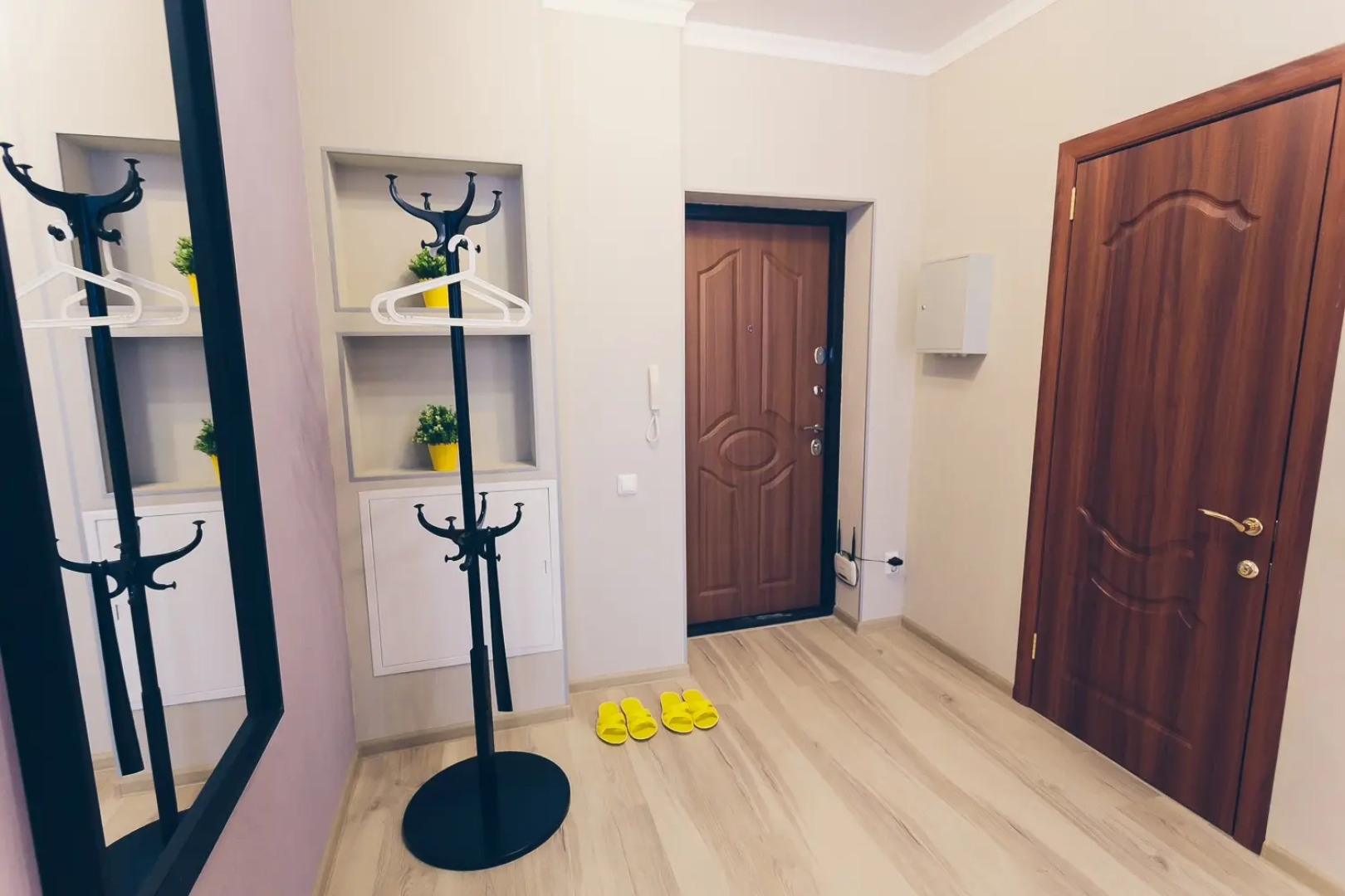 Апартаменты на набережной реки Белой