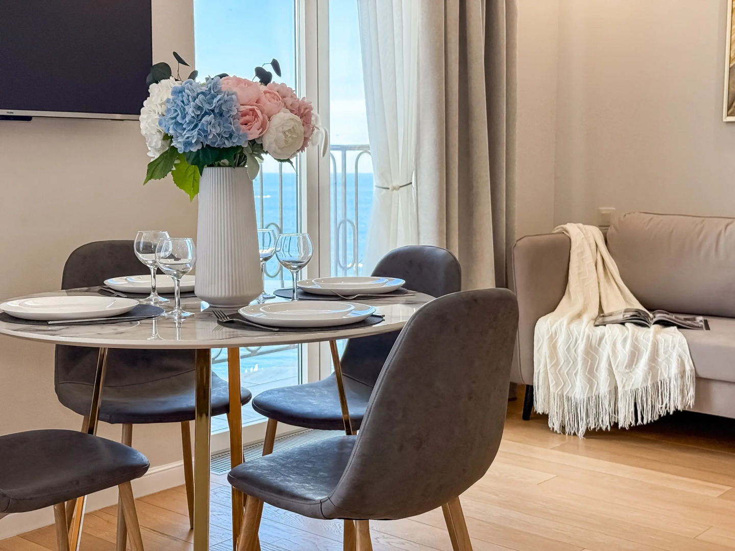 Апартаменты Монако 24 ЖК Граф Толстой 311