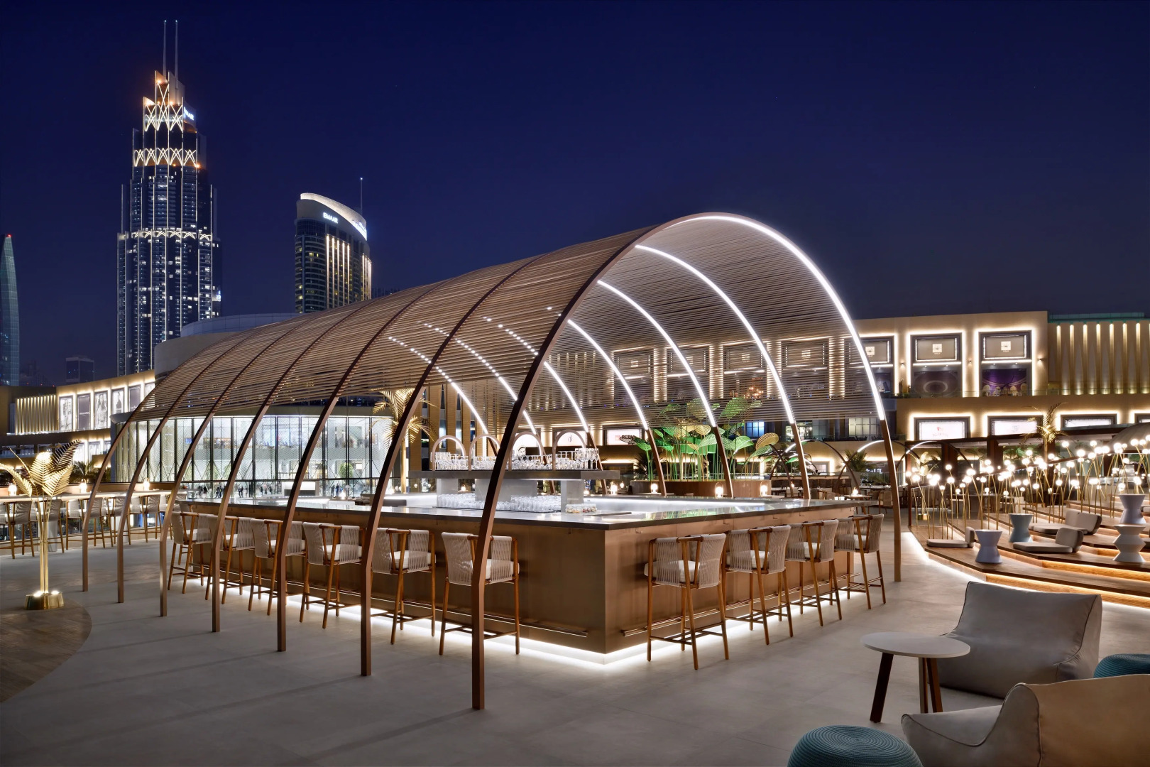 Отель Address Downtown