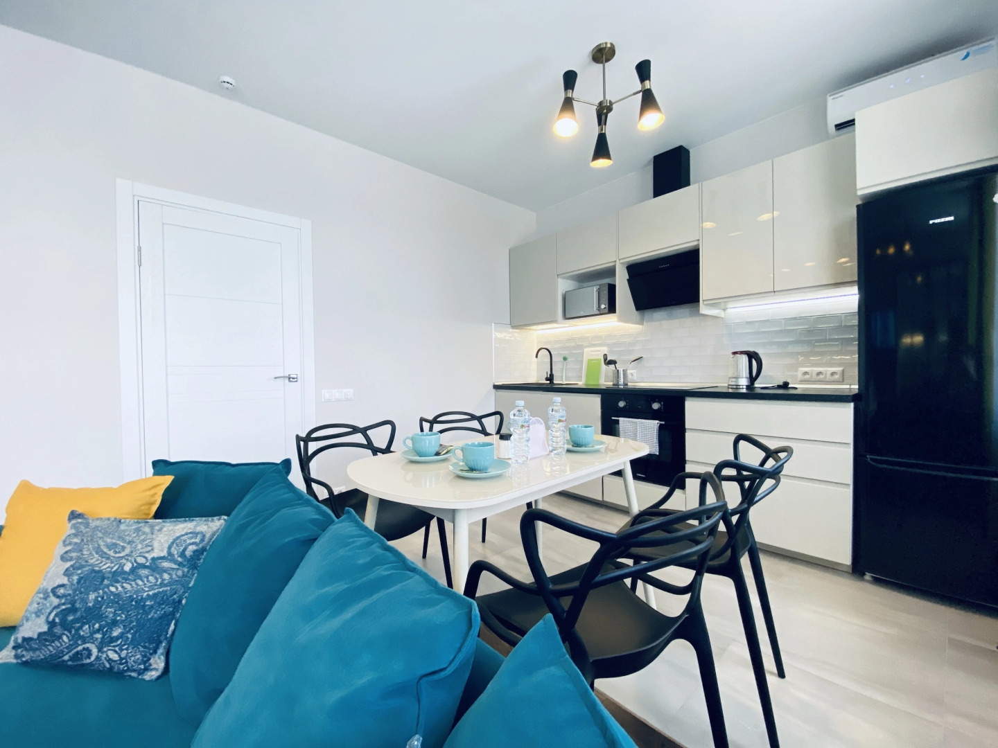 Апартаменты 510 на Саморы Машела 2А