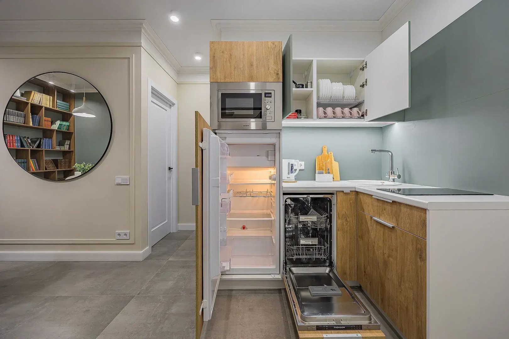 Квартира двухкомнатная в центре на ул.Большая Покровская. "Сова-Дом".