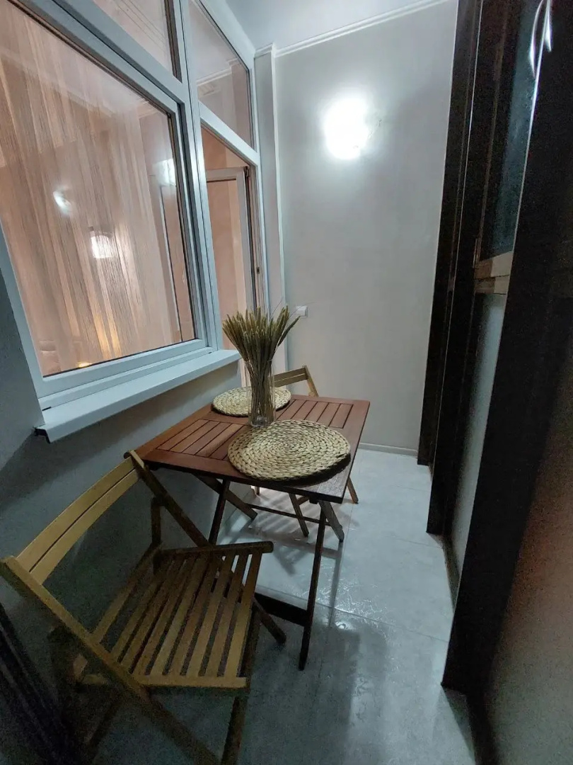 Апартаменты J&S Apartment