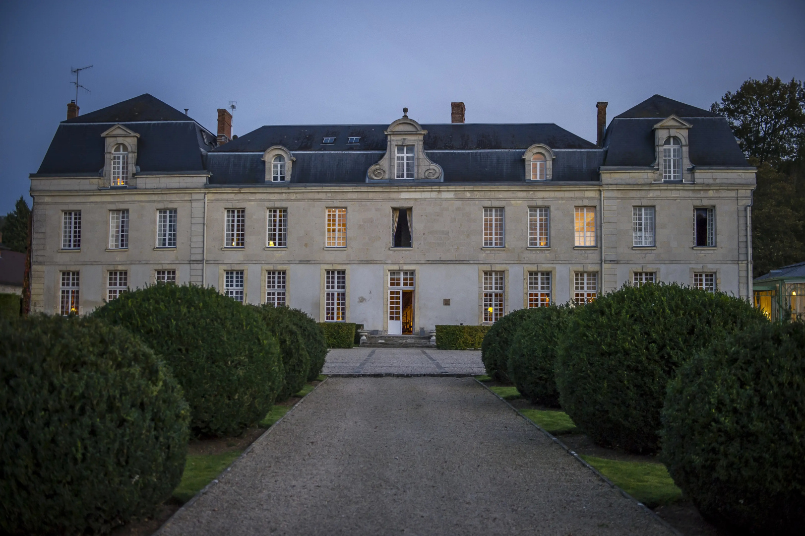 Отель Chateau de Courcelles