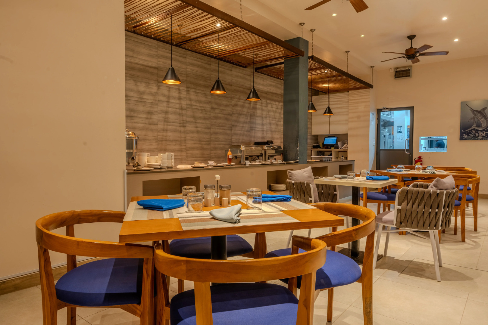 Отель Sky Beach