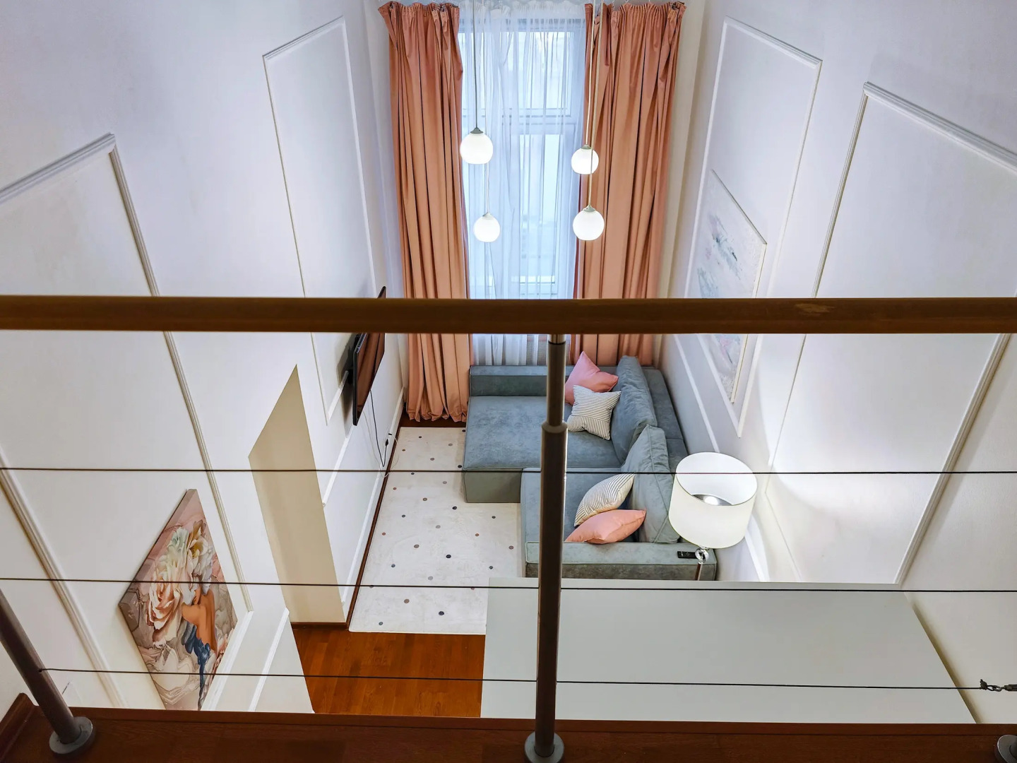 Апартаменты Невский 18 Николь и Мишель