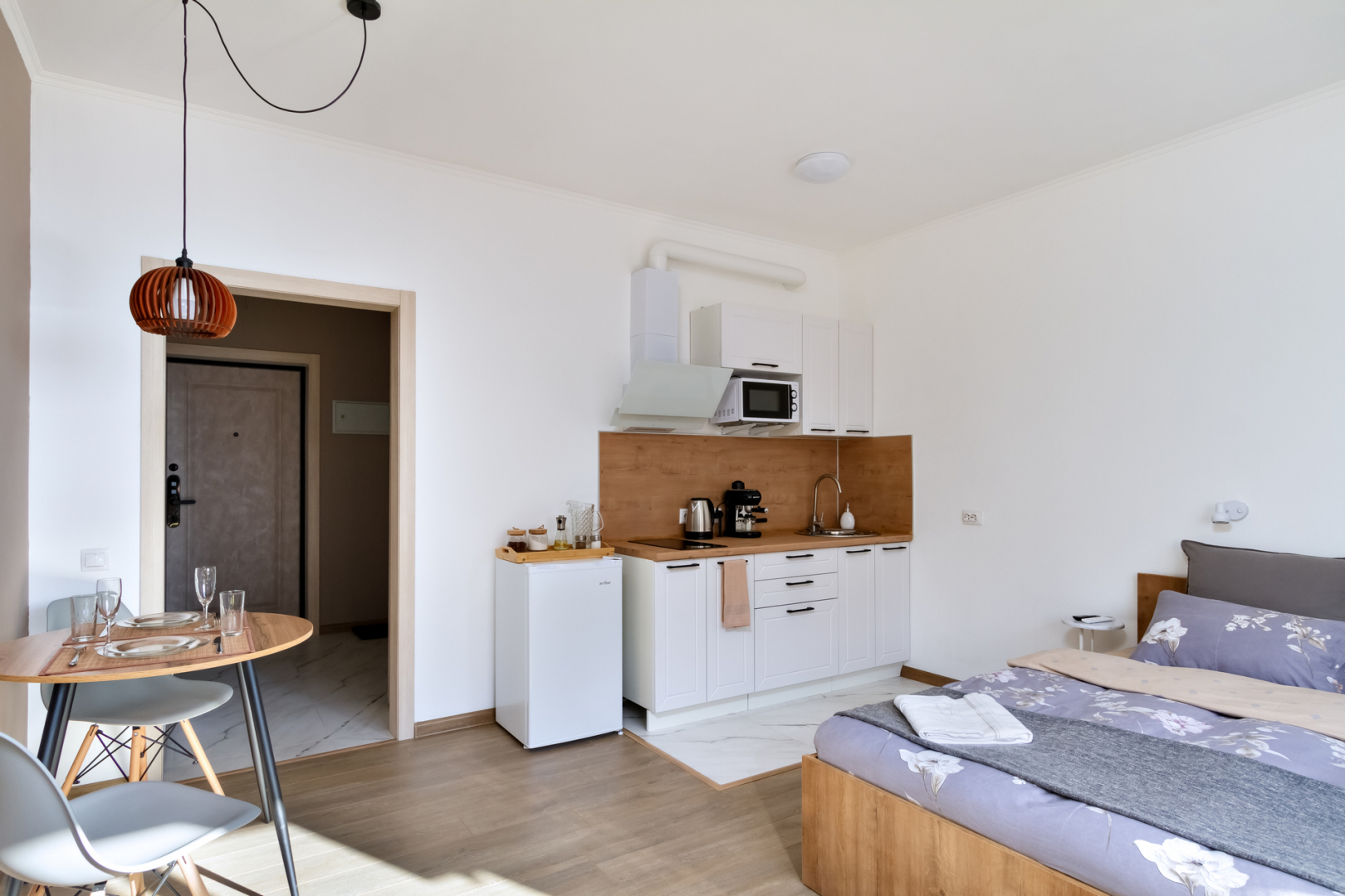 Квартира Студия-Лофт у Зоопарка по Европейским Стандартам