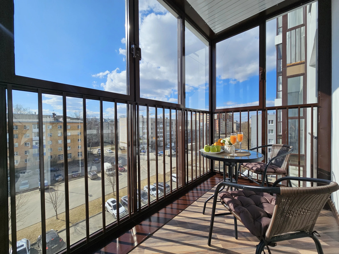 Апартаменты Живи Уютно в Высотке