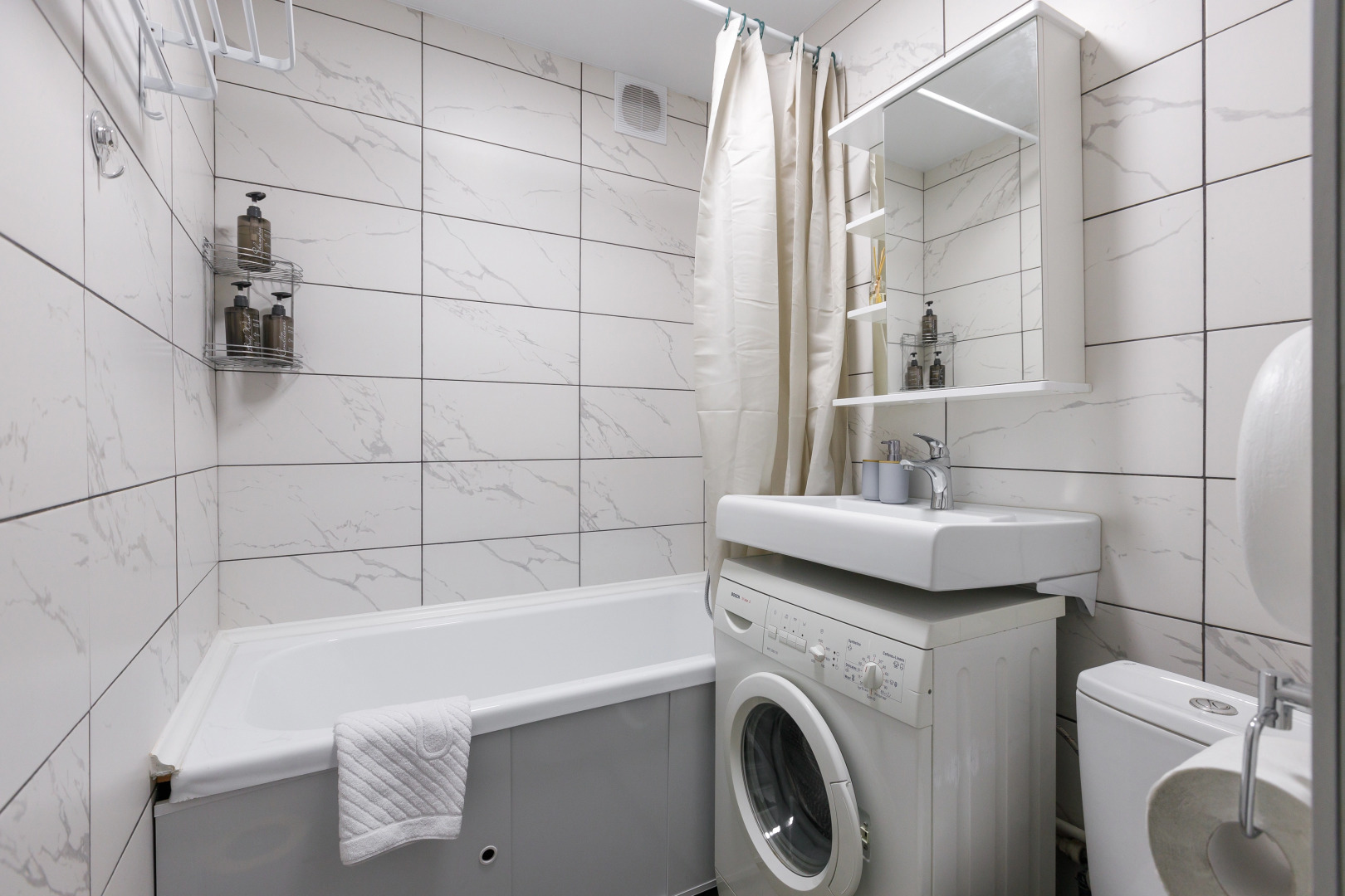 Трехкомнатная квартира рядом НМИЦ имени Рыжих