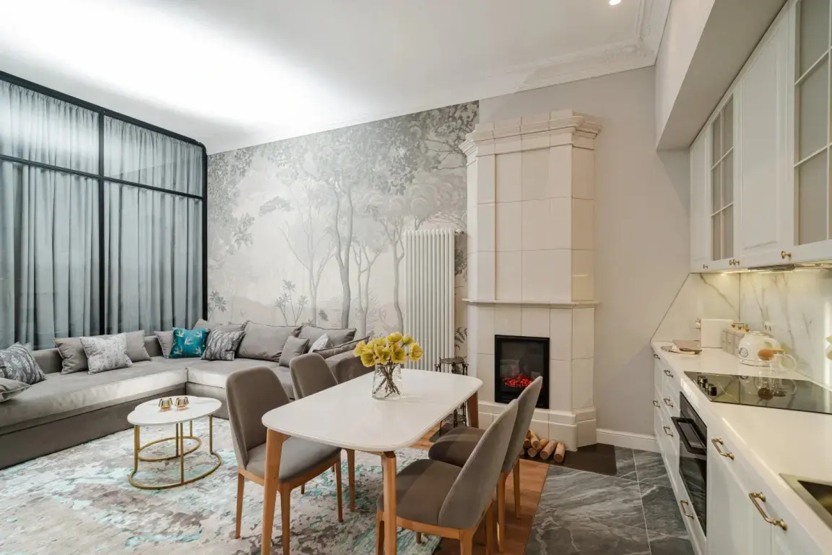 Квартира с балконом на Невский проспект -1